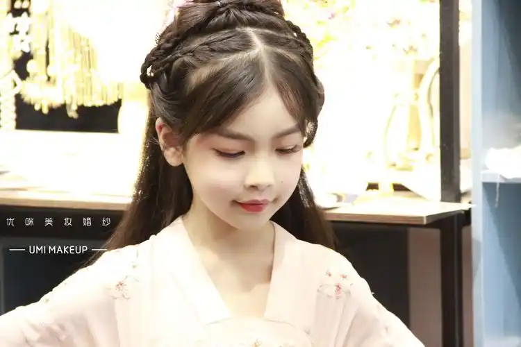 儿童舞台妆设计化妆造型