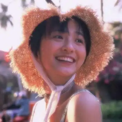 治愈系爱笑女生头像