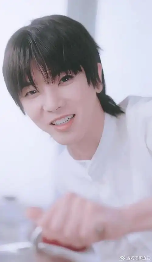 歌王华晨宇官方揭秘海口游乐园演唱会十大看点期待值拉满