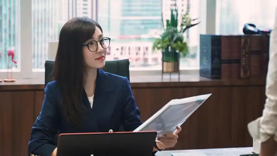 《精英律师》昨日收官 王晓晨田雨开放式结局引热议