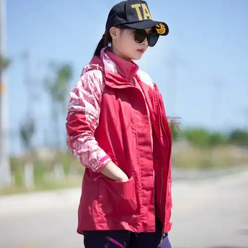户外冲锋衣中长款女三合潮牌西藏加厚抓绒两件套可拆卸拼色外套 玫