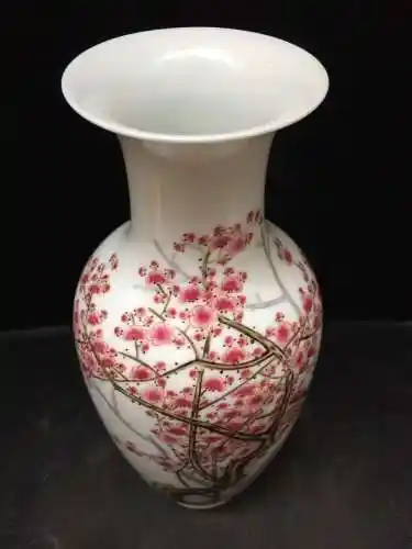 民国梅花对瓶鉴定详情