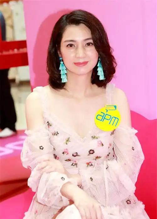 女神洪欣一组高清唯美壁纸组图,网友:素颜也是那么美