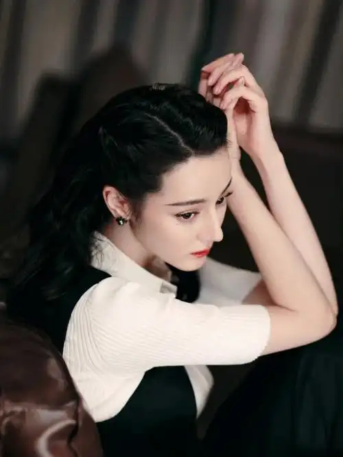 迪丽热巴松下直播#迪丽热巴  梦回吴安珀