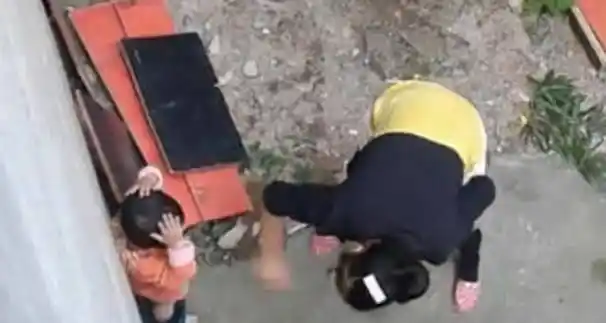 燕志云想要儿子不成,心生恨虐死6岁女儿,出狱后挖女儿骨灰泄愤