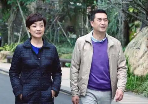 张嘉译和王海燕相遇