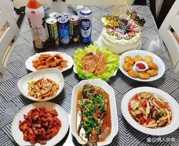 四川媳妇给69岁公公做生日大餐,小姑子吐槽太抠门,老公强势回怼