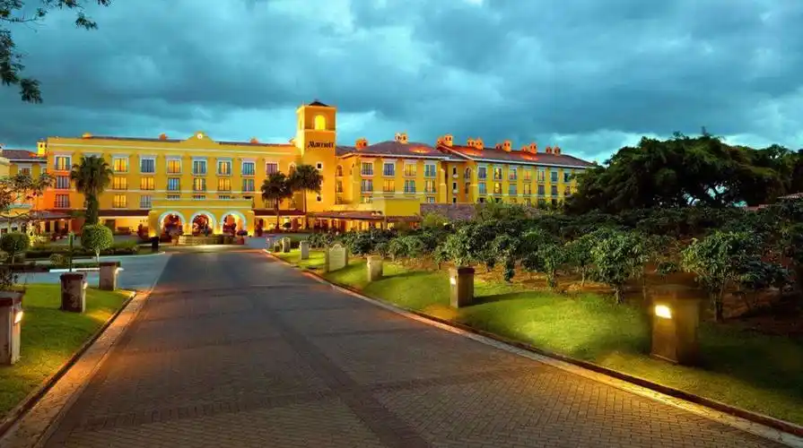 喜讯哥斯达黎加大学与河北外国语学院签订国际合作协议