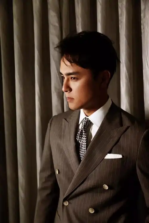 明道有点看不起自己他可是多少人都喜欢过的霸道总裁啊