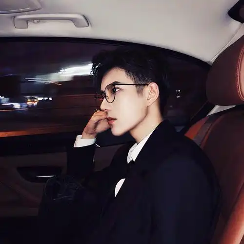 侧颜杀男头 喜收藏