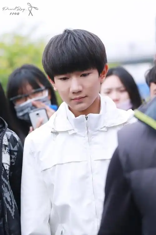 王源《超少年密码》拍摄 cr:pearlroy_1108