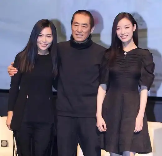 倪妮:馋吧,反正也得不到我!肤白貌美身材好,老谋子眼光够毒辣