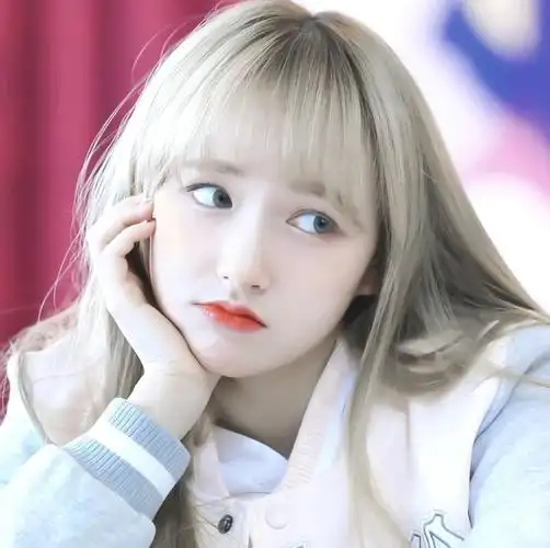程潇│可爱的程潇来喽快拿去做你的头像壁纸吧