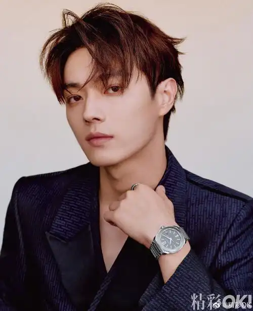 ok!封面#在@许凯soso身上,"帅气"似乎有了更具象的表达.