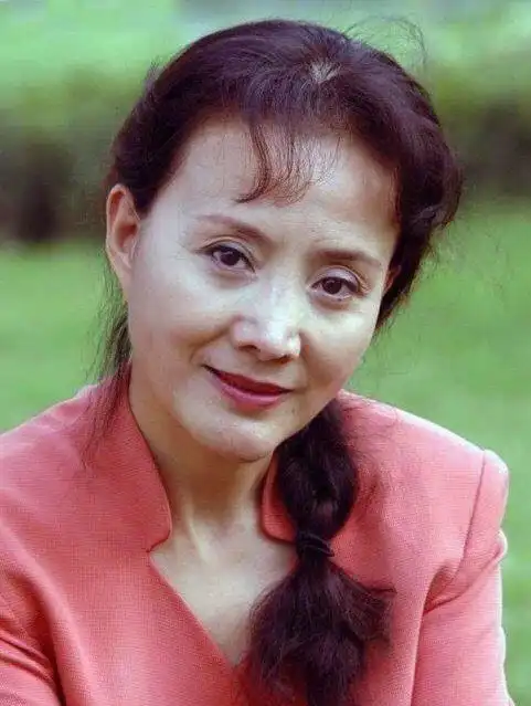 高英:八十年代的"上影"美女演员!