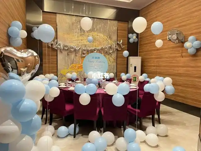 宁德餐厅包厢生日氛围感布置