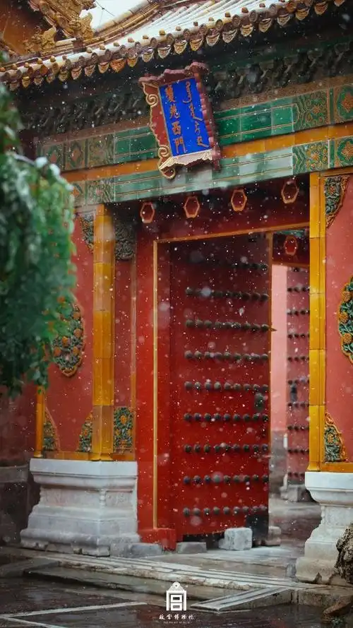 北京初雪到来,故宫雪景美爆网络