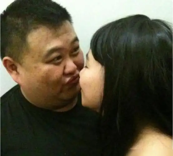 孙越的老婆罕见曝光并不是于谦的前妻长得像戴假发的岳云鹏