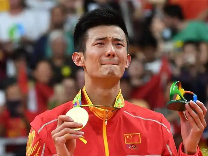 2016里约奥运羽毛球冠军谌龙比赛图片桌面壁纸