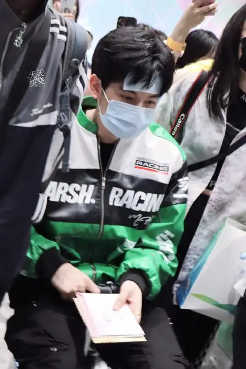 胡先煦穿过月亮的旅行