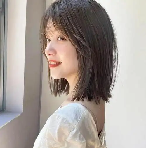 40岁以后适合什么发型试试这几款烫发减龄气质又好看