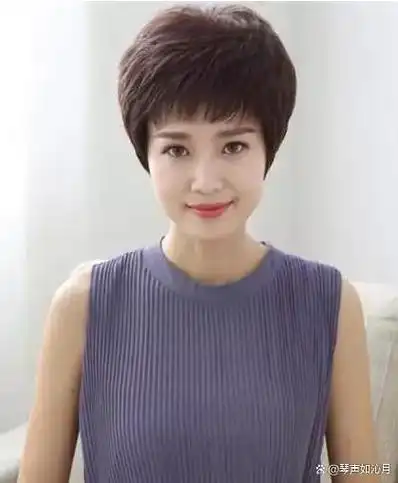 不建议中老年女人留的3种发型听着洋气实际老气大妈味十足