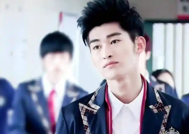 原创原创35岁张翰再演偶像剧三次合作这位女演员光听剧名就知追定了