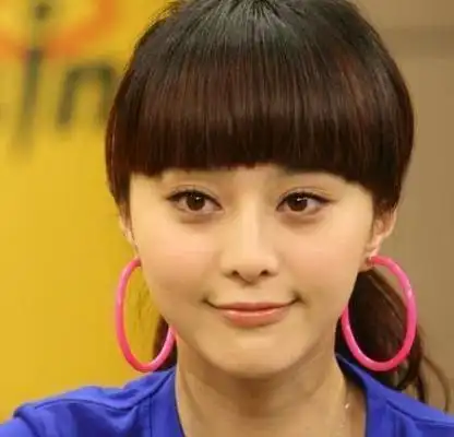 不忍直视的女星齐刘海,刘亦菲丑哭,林志玲辣眼睛,郑爽惨变大妈