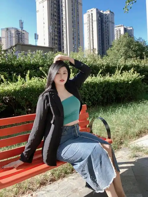 170斤大码胖女孩这样穿就是好看