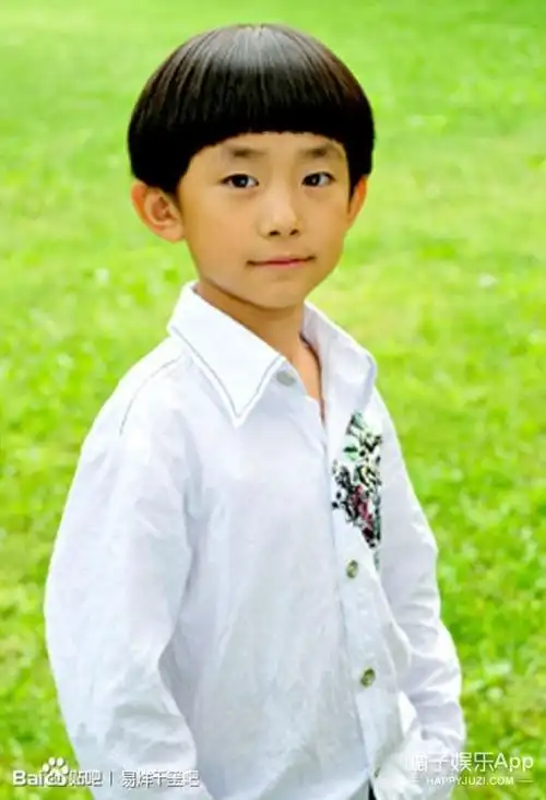 【老照片】易烊千玺小时候的西瓜头,也太可爱了吧