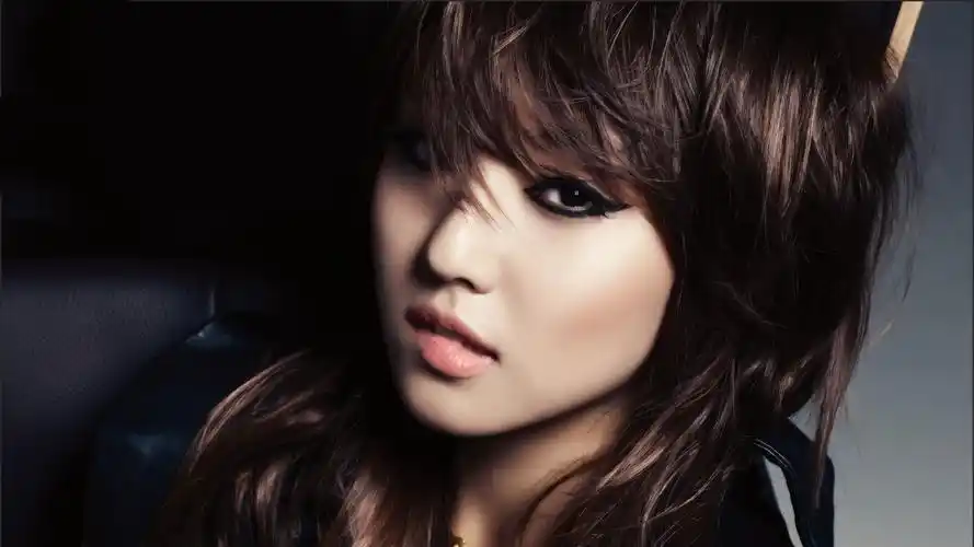 2014-02-21 13:00 提问者采纳  热心网友 来自miss a组合的   李玟暎