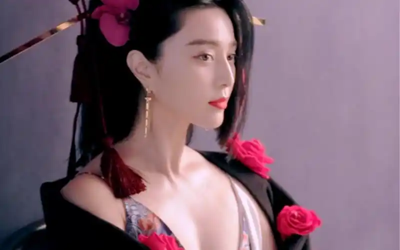 【范冰冰】时尚芭莎30周年刊未公开拍摄花絮