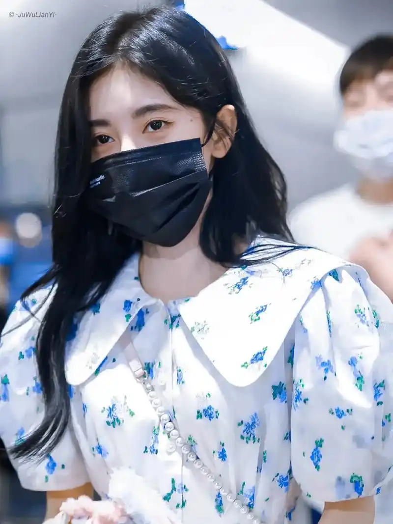 76鞠婧祎72星黛露|是漂亮女鹅.