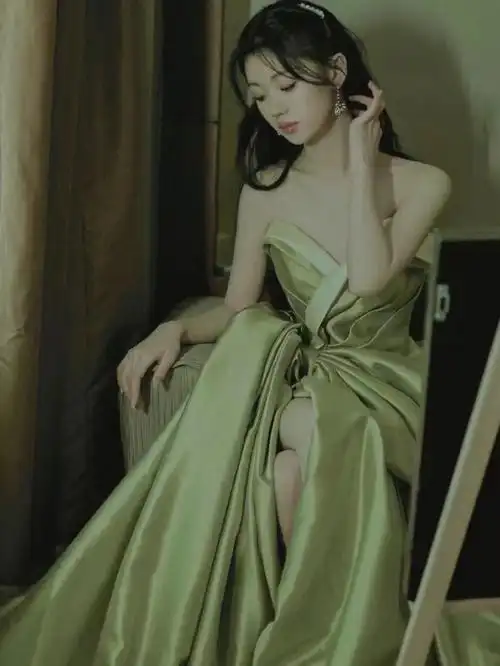 leo星光78单依纯青茴一梦海风大片7878