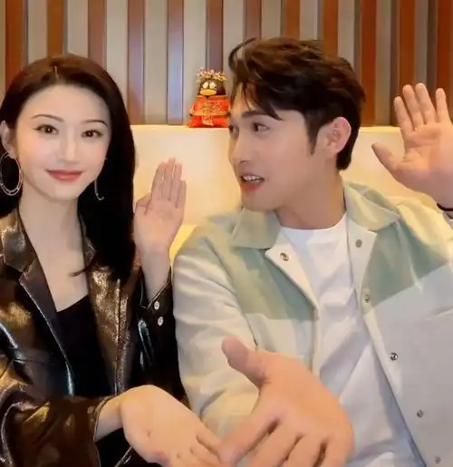 张彬彬没有把景甜微信推给钟汉良网友谁给自己找情敌啊