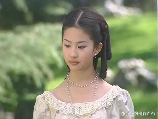 刘亦菲:开百万豪车住亿万豪宅,神仙姐姐,怎么36岁无人敢娶?