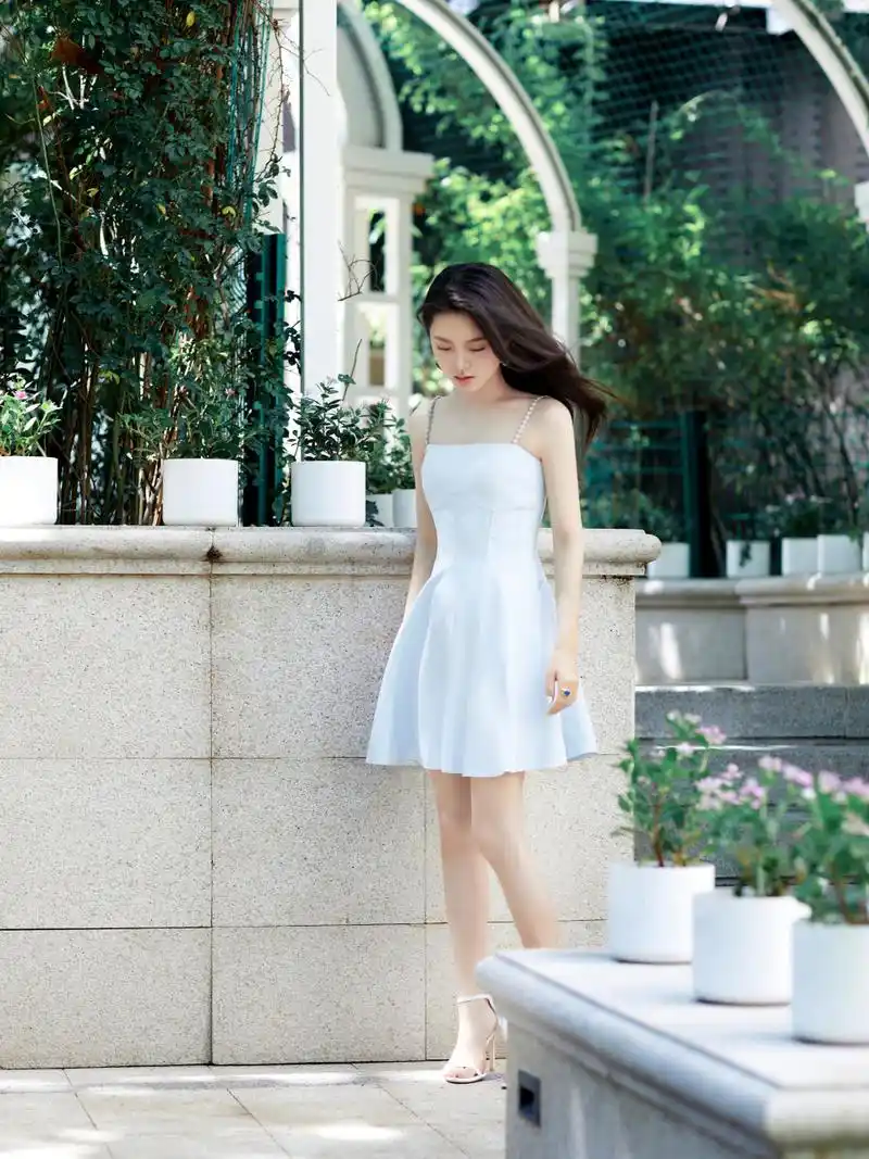 赵今麦  玉腿嫩足合集[鄙视]