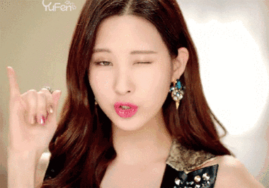 孕期的女性皮肤营养流失是很快的然而不少妈妈因为怀孕使得皮肤变差