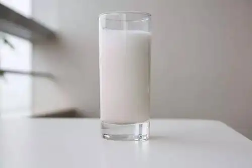 我用两杯牛奶赢得了长辈的赞扬