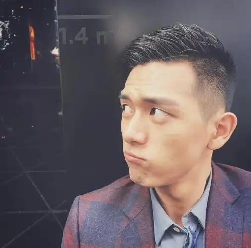 李现分享201111李现嘟嘴不完全小合集众所周知男孩子嘟嘴就是要