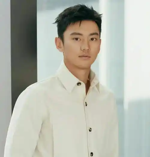 宁泽涛应该是运动员当中最帅的一个吧,可惜退役了!_自由泳_游泳_男子