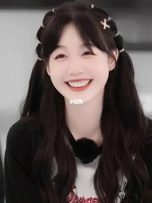 一起来康康徐梦洁小彩虹的绝美照片吧