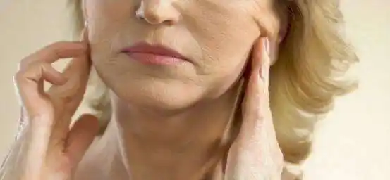 不想皮肤松弛老的快这5点很重要