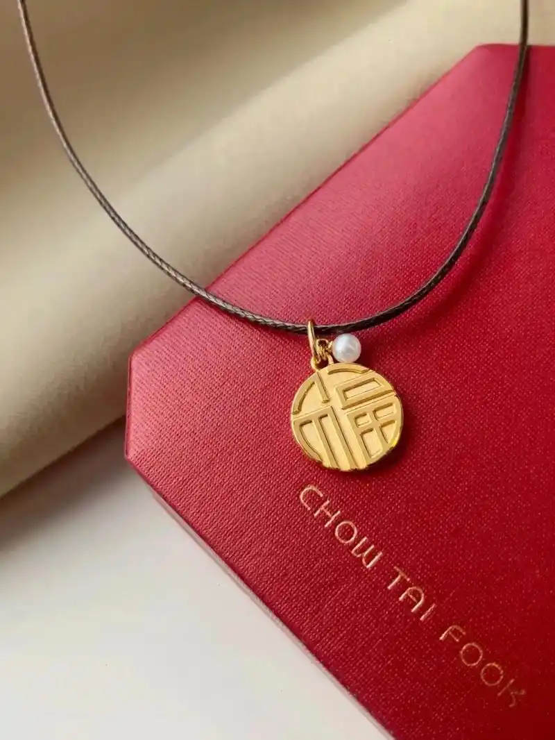 周大福珍珠福牌这次我帮你搭好了