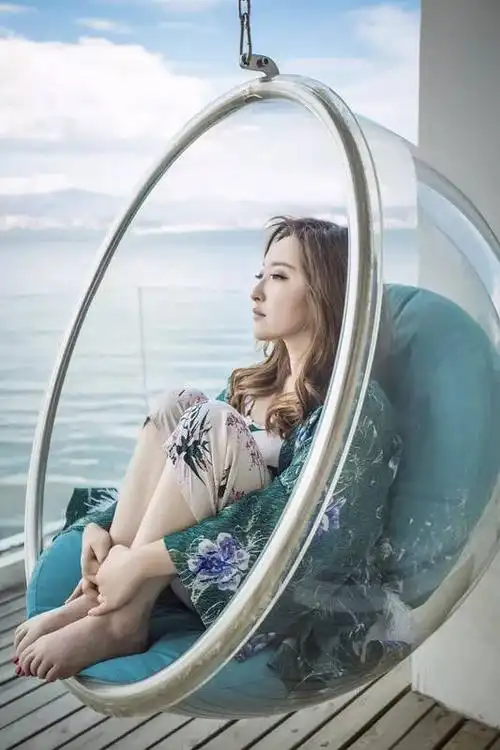 金美儿元气写真曝光 新单曲即将来袭