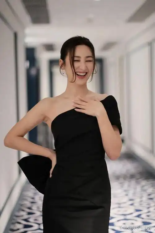 美女|苏醒|佘诗曼|高海宁|二字影帝_网易订阅