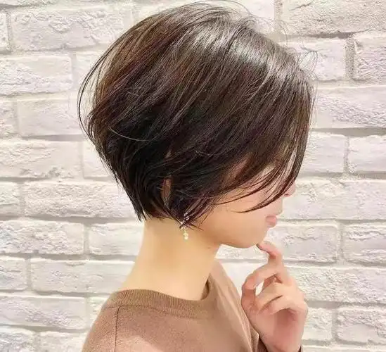 适合35岁左右女人的发型有哪些?