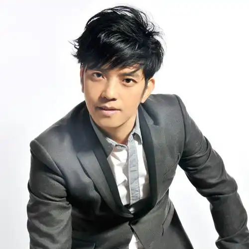 著名青年歌手熊七梅