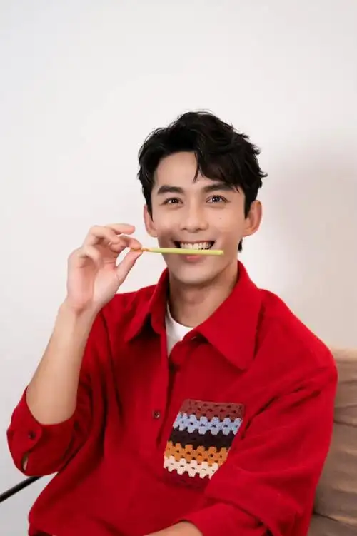 吴磊- 堆糖,美图壁纸兴趣社区