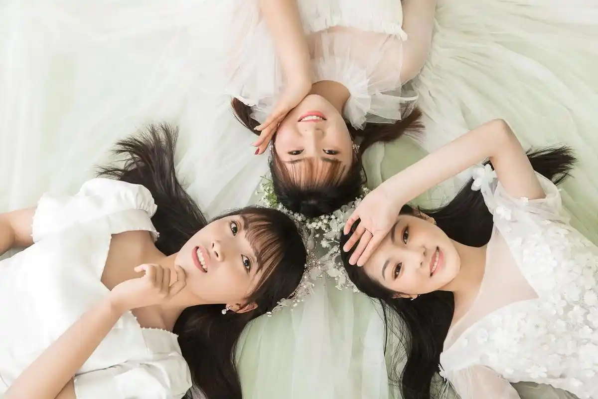 即使我们很久不见面,可对方依旧无人代替#闺蜜写真#长久的友情 - 抖音